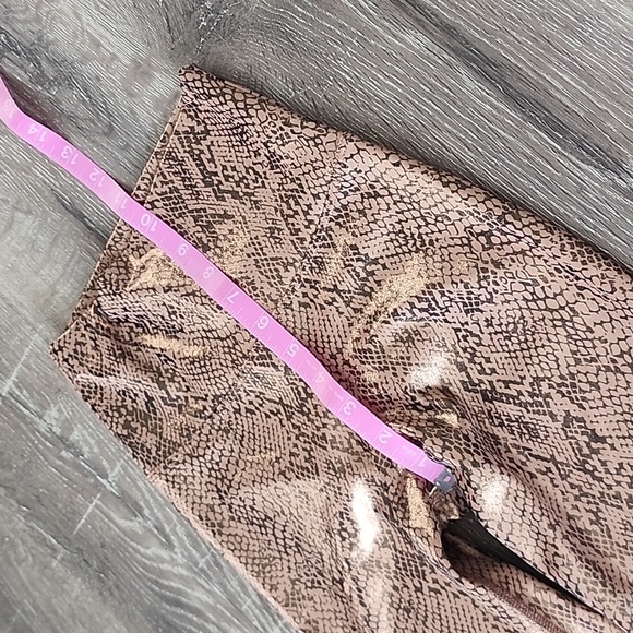 Beach Riot Sport Metallic Snakeskin Python Print Leggings XS - Picture 5 of 10